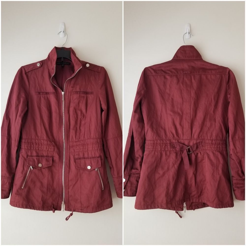 WHBM wine red military Jacket
Sz 0